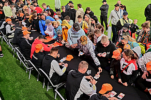 Autogramida |  autor: Rudolf Makurica