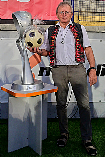 Pohr je n |  autor: Rudolf Makurica