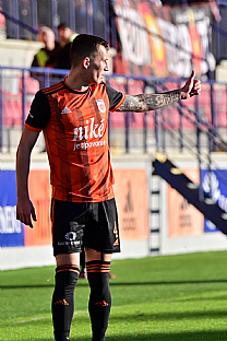 Oliver Lutern |  autor: Rudolf Makurica