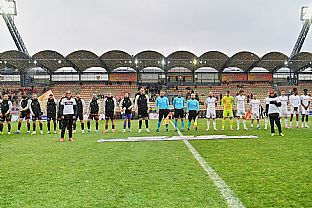 Nik liga pomha |  autor: Rudolf Makurica