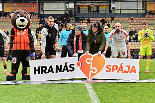 Nik liga pomha |  autor: Rudolf Makurica