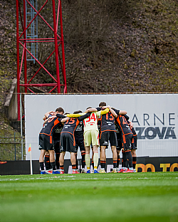 MFK Ru�omberok pred z�pasom |  autor: Matej Sagan