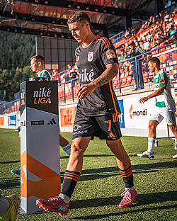 Adri�n Sl�vik |  autor: Matej Sagan