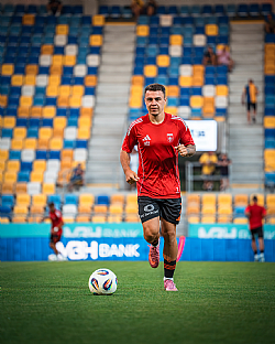 Adri�n Sl�vik |  autor: Matej Sagan