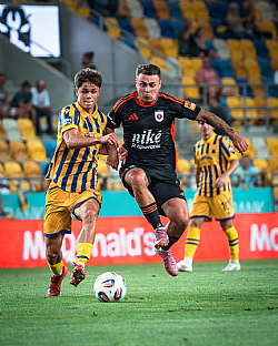 Adri�n Sl�vik |  autor: Matej Sagan