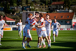 Daniel K�stl, Samuel Grygar, Martin Chrien, Luk� Endl, Jan Hlad�k, Alexander Moj�i� a Timotej M�dry. |  autor: Matej Sagan