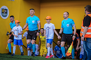 N�stup na z�pas |  autor: Matej Sagan
