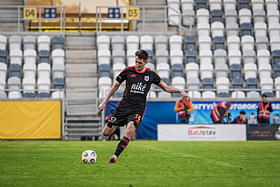 Luk� Endl |  autor: Matej Sagan