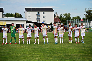 Adri�n Sl�vik, Dominik �apaj, Alexander Seleck�, Daniel Prekop, Oliver Luter�n, David Jackuliak, Mat�� Mal�, Jakub Emmer, Marko Kelemen, Vojt�ch Nov�k a Daniel K�stl. |  autor: Rudolf Ma�kurica