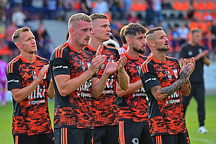 Mari�n Chobot, Daniel K�stl, Mat�j Koubek, Alexander Moj�i� a Dominik Kostka. |  autor: Rudolf Ma�kurica