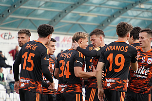 Samuel Lavrin��k, Martin Ba��k, Tobias J�n Mirko, Patrik Jevo�, Adam Tu�n�, Vojt�ch Hrano�, Tom� Maru�in a Oliver Luter�n. |  autor: Luk� Mi�ata